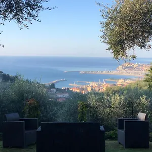 Le Jardin Sur Mer Avec Bike Et Mtb Tour Pensión